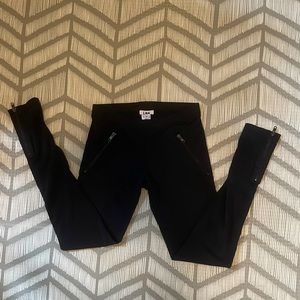 Black LNA Leggings
